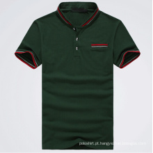 O design o mais novo verde escuro do serviço do o camisa polo